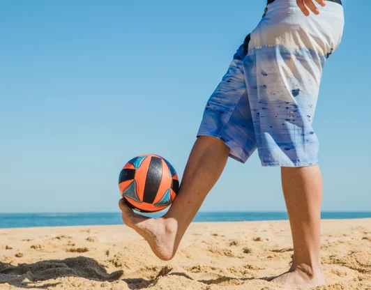 Пляжный футбол
